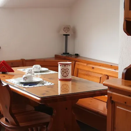 Maison Chante Lune Introd Room photo
