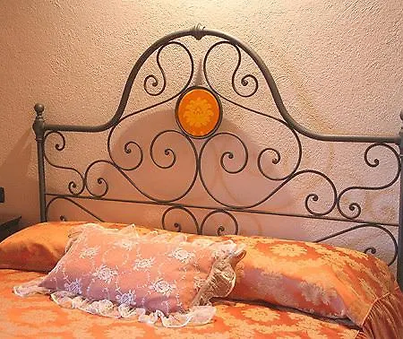 Maison Chante Lune Introd Room photo